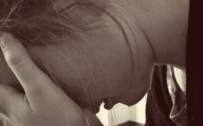 In prima linea per difendere giovani da violenza offline e online